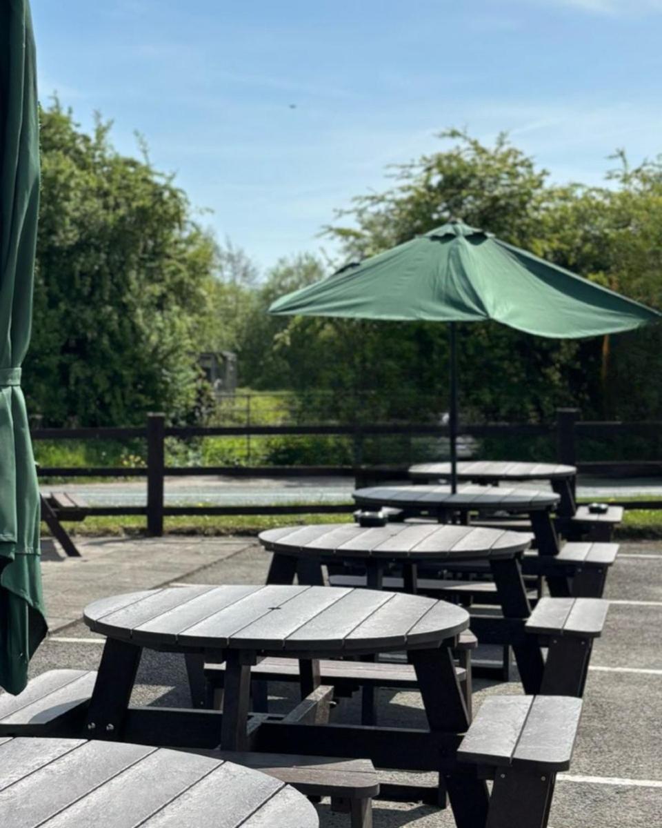 Gilpin Bridge Inn Levens Exterior photo